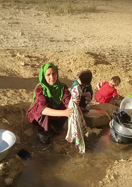 حمله گرگ گرسنه به خانواده هزاره در غار