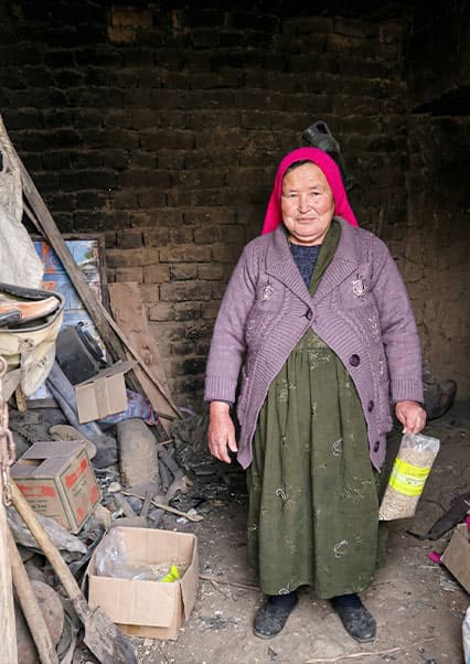 زندگی ساده روستایی و آشپزی در زمستان افغانستان