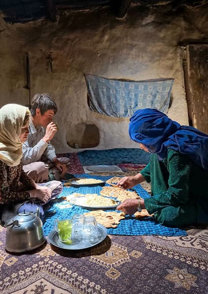 تلاش و زندگی در قلب کوهستان‌های افغانستان
