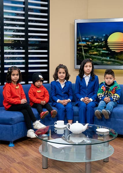 گفتگوی صمیمانه با مهمانان کوچک در برنامه نگین