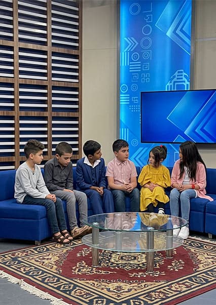 مهمانان کوچک در برنامه نگین